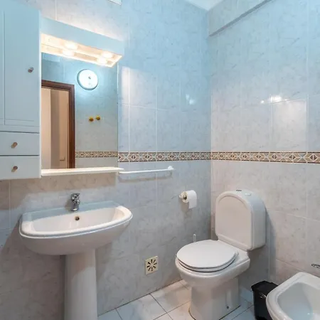 Apartment T2 Varanda Do Mar